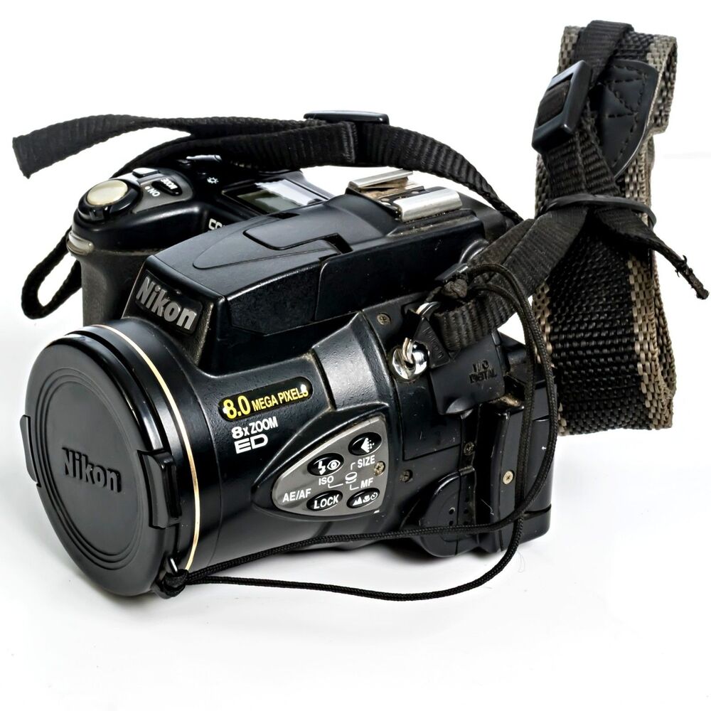 Nikon Coolpix 8700 8MP Digital Camera w/8x ED Zoom (Needs Battery) - Picture 4 of 6